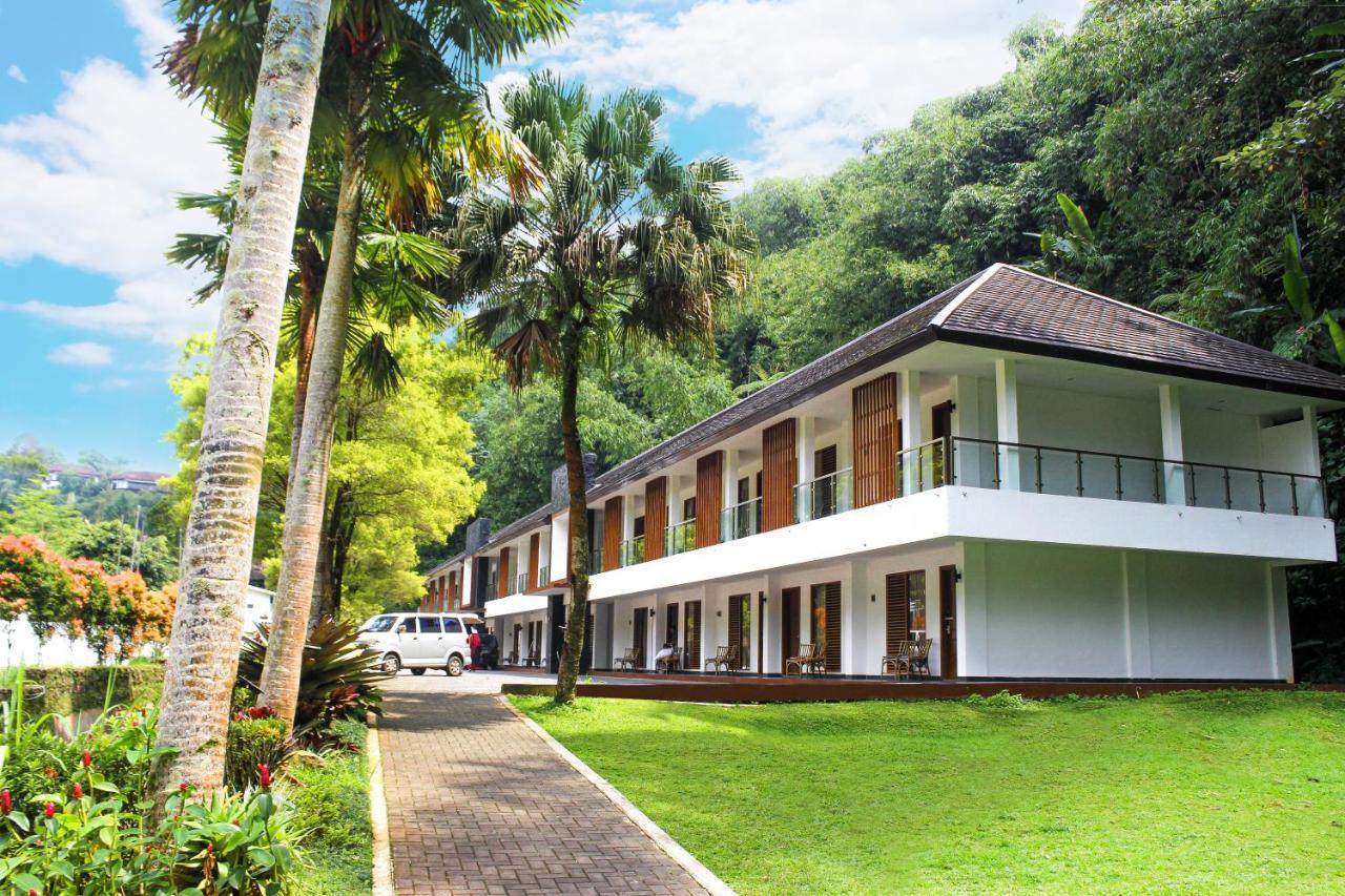 Lembah Permai Resort Sindanglaya 外观 照片